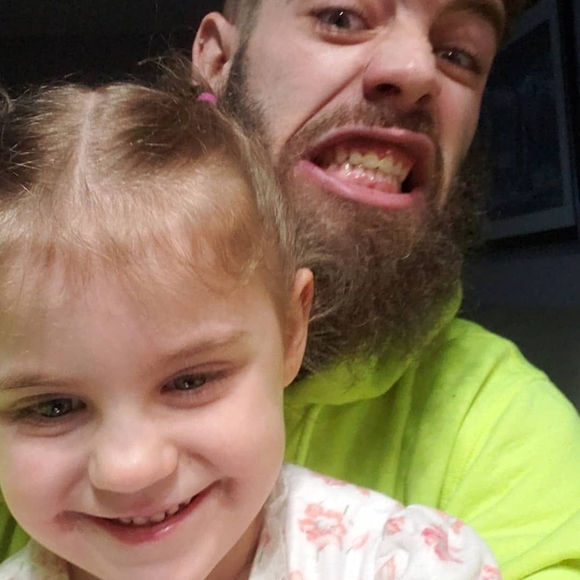 Profile Picture of Austin Macut (@austinmacut) on Poshmark