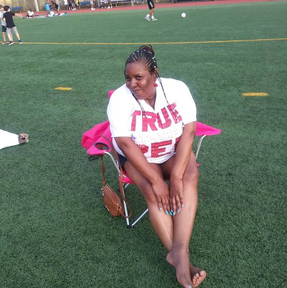 Profile Picture of Bertha Harris (@berthaha) on Poshmark