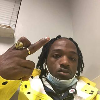 Profile Picture of Shown Belle (@shown.belle.16) on Facebook