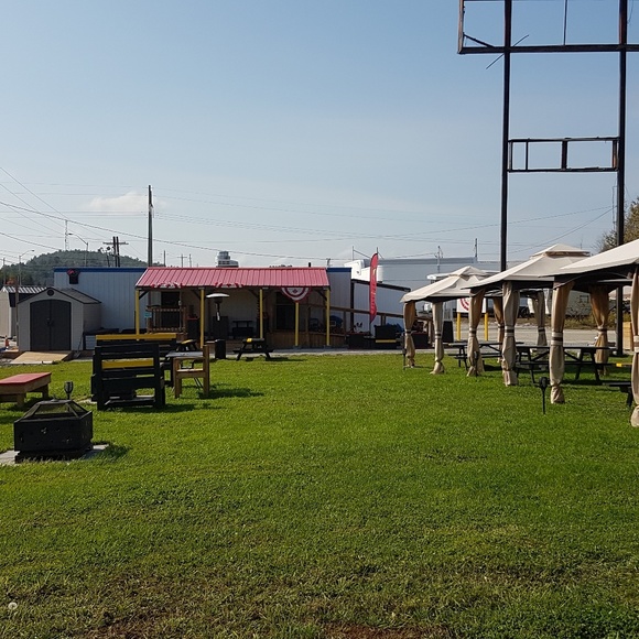 Profile Picture of Jason Soper (@newfiej) on Poshmark