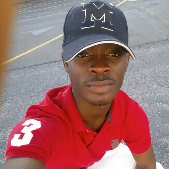 Profile Picture of Marcus Reeves (@marcusreeves51) on Poshmark