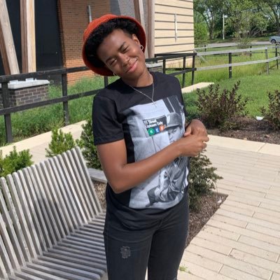Profile Picture of Chalon Miles (@HeyChal2021) on Twitter
