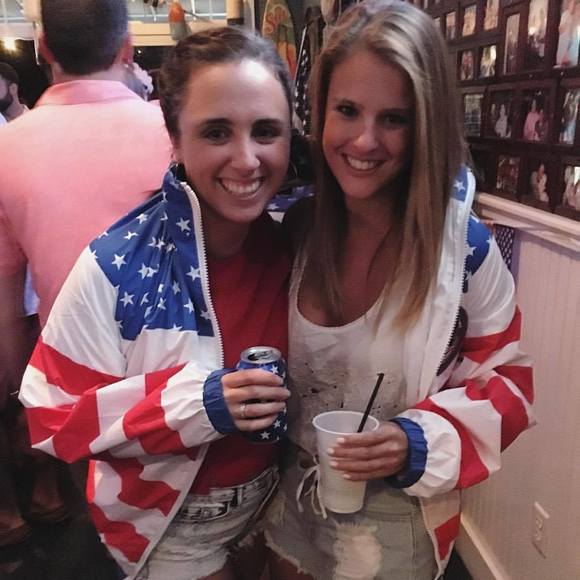 Profile Picture of Cait Kelliher (@caitkelliher) on Poshmark