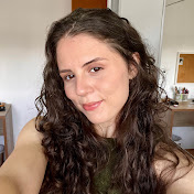 Profile Picture of Julia Benevides (@1vloginutil) on Youtube