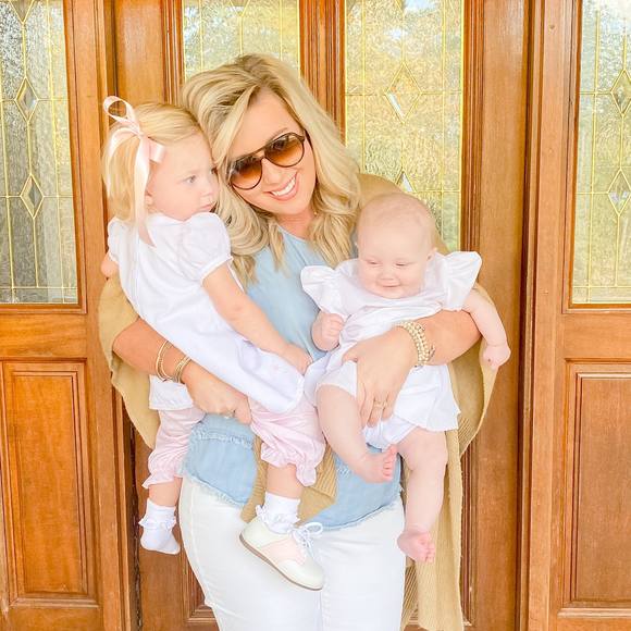 Profile Picture of Paige Pouncey (@uracuban1) on Poshmark