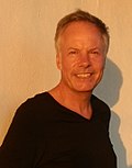 Profile Picture of Tim Davies (pop art artist)on Wikipedia