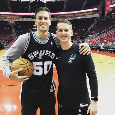 Profile Picture of Matt (@matt_sinclair21) on Twitter