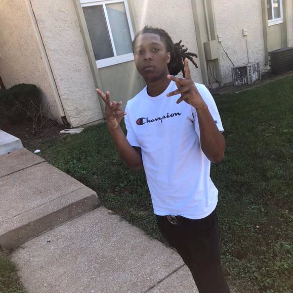 Profile Picture of John John (@jrock2199) on Poshmark