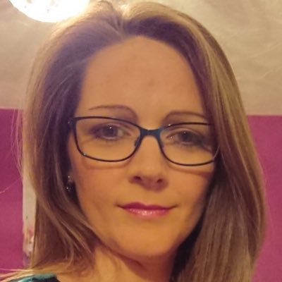 Profile Picture of Claire Nash (@clairenash30) on Twitter