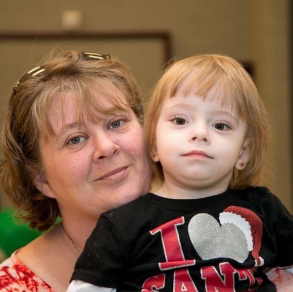 Profile Picture of Julie Stenquist (@cowgirlangel413) on Poshmark