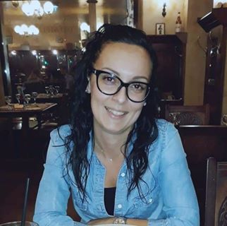 Profile Picture of LengyelHindrich Veronika (@veronika.hindrich) on Facebook