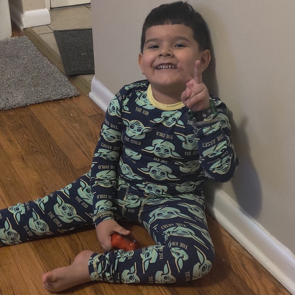 Profile Picture of Matt Shaud-gentry (@beardgang856) on Poshmark