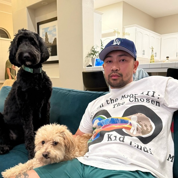 Profile Picture of Ferdinand Ignacio jr. (@dosnachos) on Poshmark