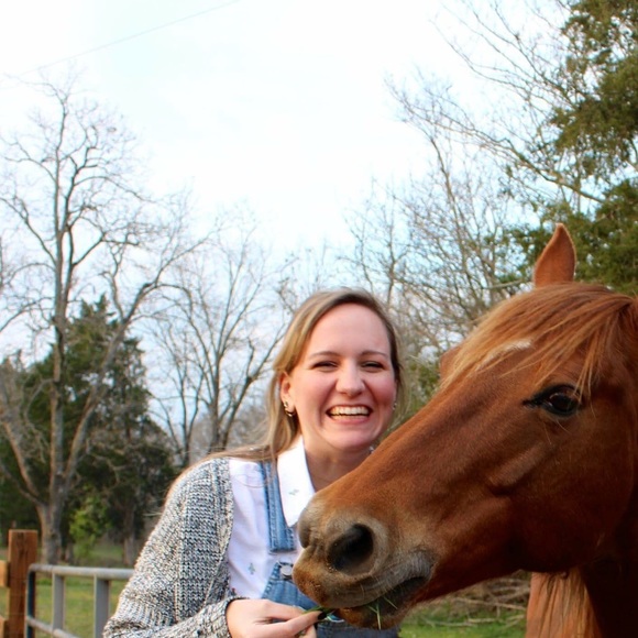 Profile Picture of Heather Kotlarczyk (@hlkotlarczyk) on Poshmark