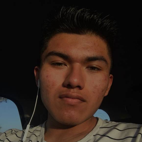 Rogelio Padilla - Poshmark Profile Picture of Rogelio Padilla (@rpadilla1735) on Poshmark