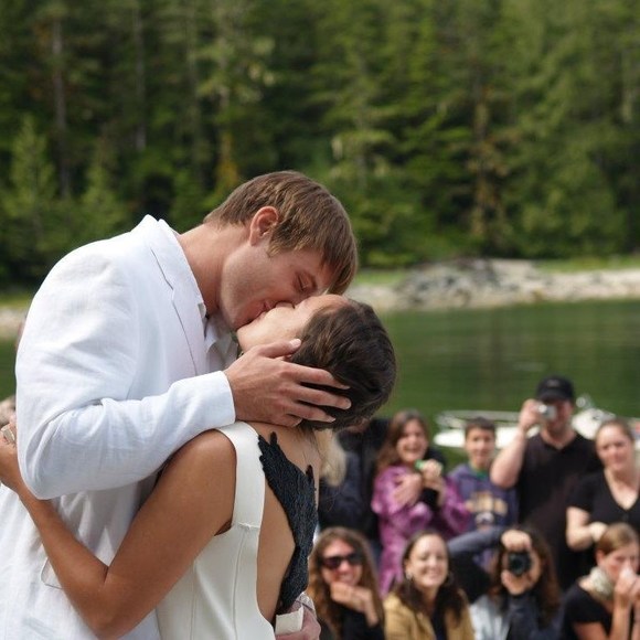 Profile Picture of Elizabeth Maixner (@lizziemai) on Poshmark