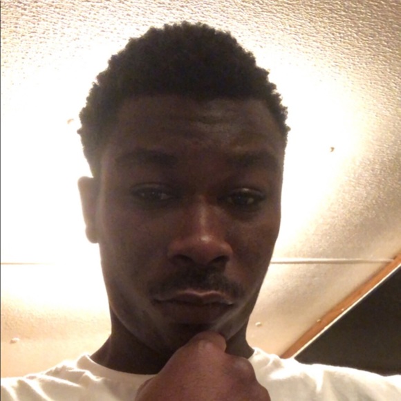 Profile Picture of Earnest Patrick (@earnest8) on Poshmark