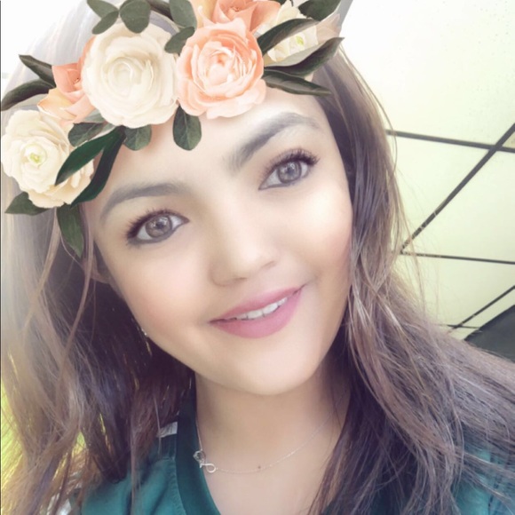 Profile Picture of Mariela Serrano (@h_mas) on Poshmark