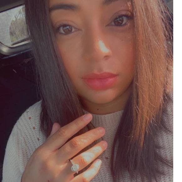 Profile Picture of Kelsie Hughes (@kelsiehughes492) on Poshmark