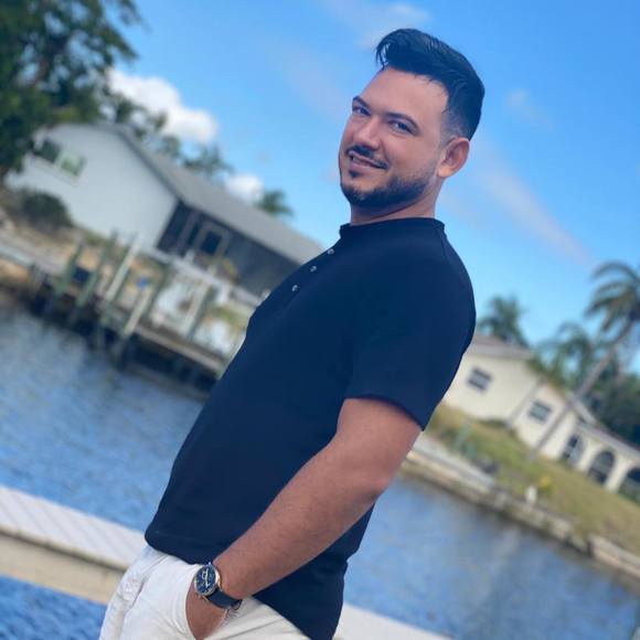 Profile Picture of Jose Hidalgo (@josehidalgo603) on Poshmark