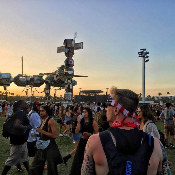 Profile Picture of Brandon Gilbert (@lostvisualz) on Poshmark