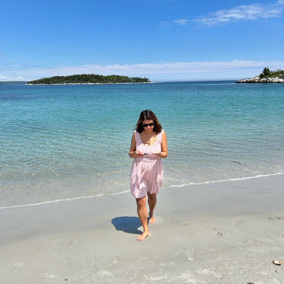 Profile Picture of Anupama Joshi (@joshianu27) on Poshmark