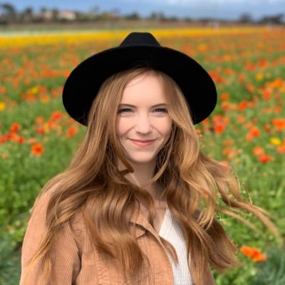 Profile Picture of Lindsey Bernard (@lindsey_bernard) on Twitter