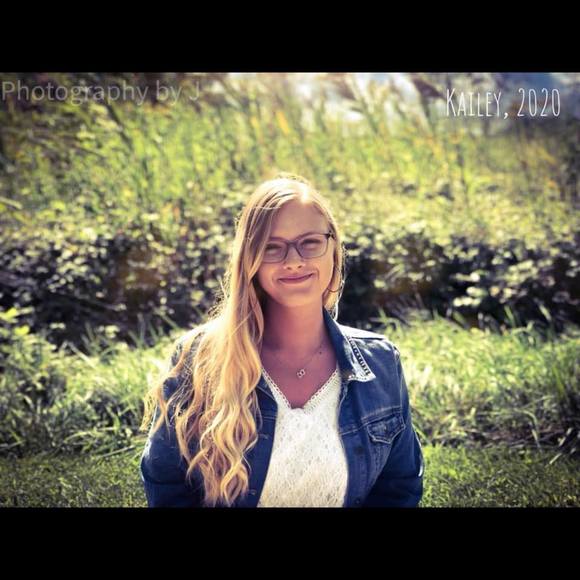 Profile Picture of Kailey Steible (@kaileysteible) on Poshmark