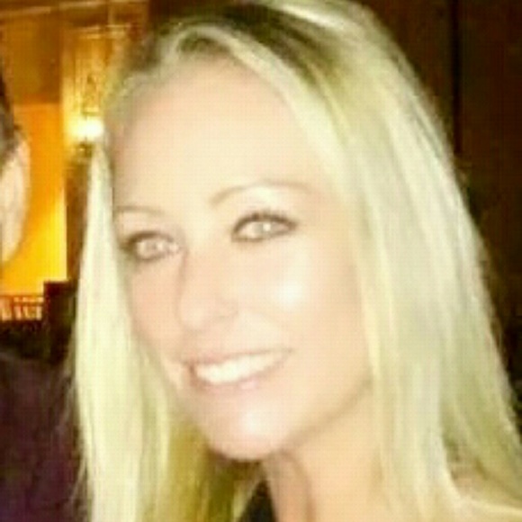 Profile Picture of Kati Lanfranchi (@klanfra) on Poshmark