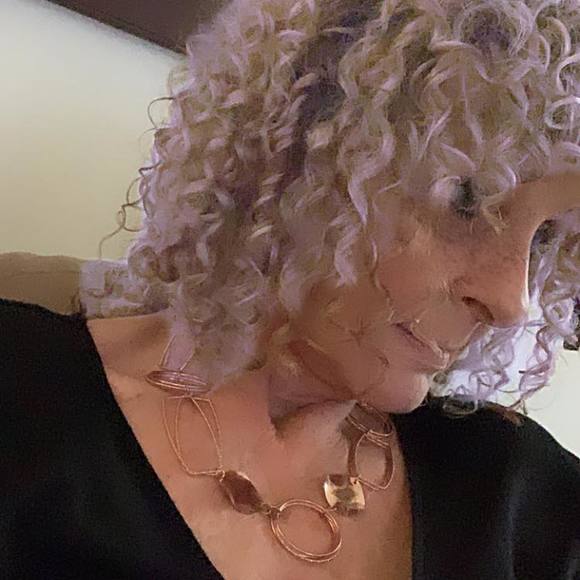 Profile Picture of Jane Campbell (@janec9220) on Poshmark