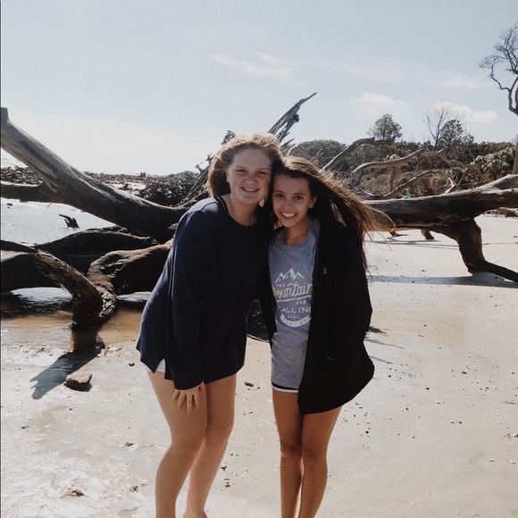 Profile Picture of Loren Prine (@lorenprine) on Poshmark