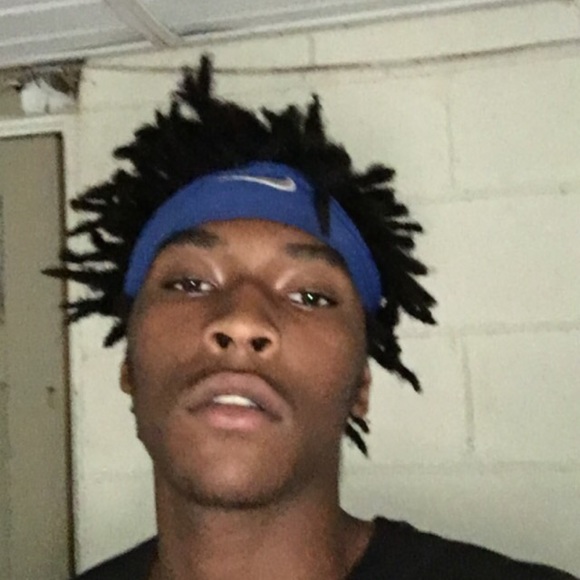 Profile Picture of Travis Mays (@tmoneymade23) on Poshmark