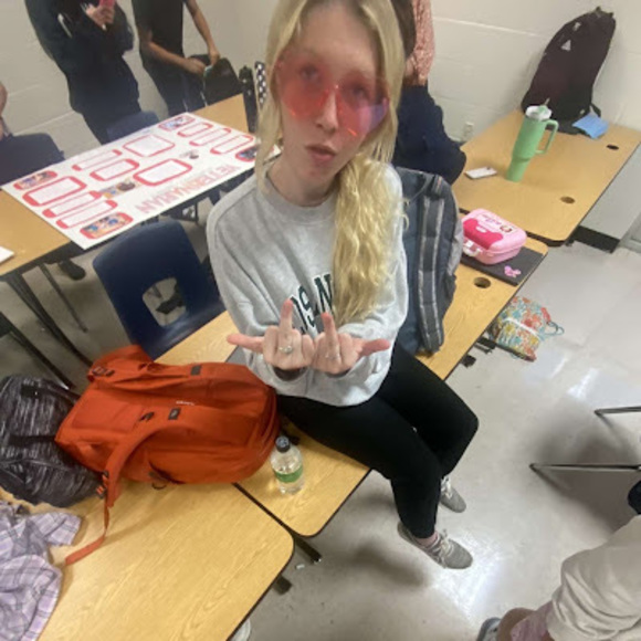 Profile Picture of Haley Turner (@haturner788) on Poshmark