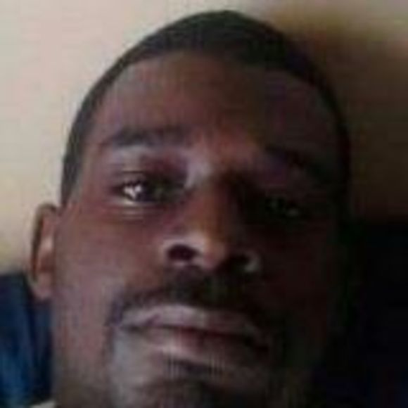 Profile Picture of Michael Seay (@michaelq32) on Poshmark