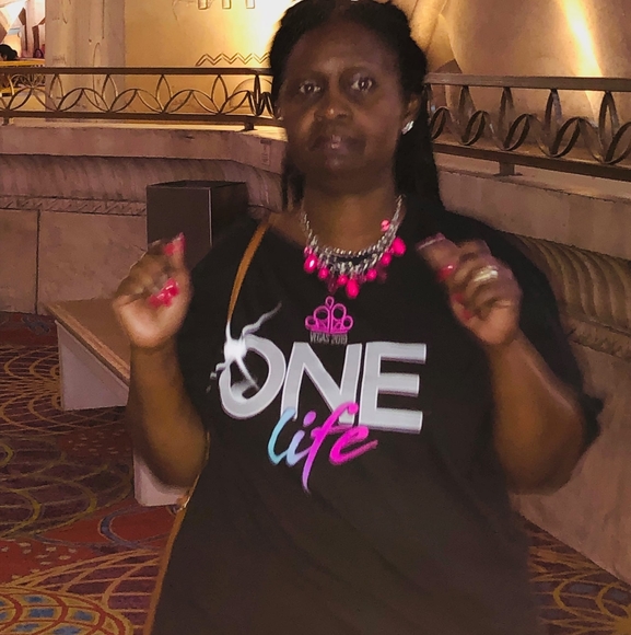 Profile Picture of Dawn Malone (@dmalone463) on Poshmark