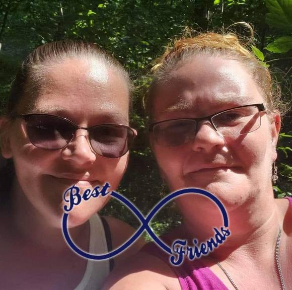 Profile Picture of Sheryl Powers (@sruthp1983) on Poshmark
