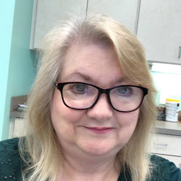 Profile Picture of Sophia Brekeen may (@snailgirl) on Poshmark