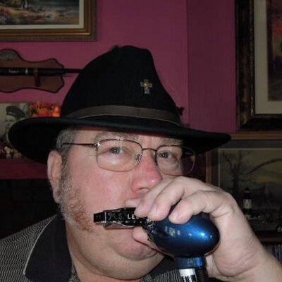 Profile Picture of Michael J. Slatton (@_hotmic) on Twitter