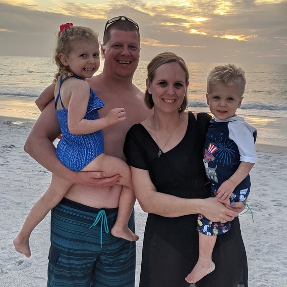 Profile Picture of Rosemary Warther (@rozie6784) on Poshmark