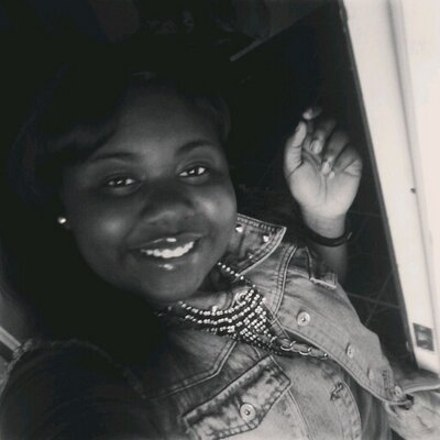Profile Picture of Jasmine Cobb (@jazmonecobb) on Twitter
