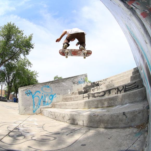 Profile Picture of Nigel Albert (@roker5) on Poshmark