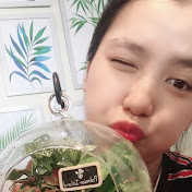 Profile Picture of Ly Tang (@lytang5716) on Youtube