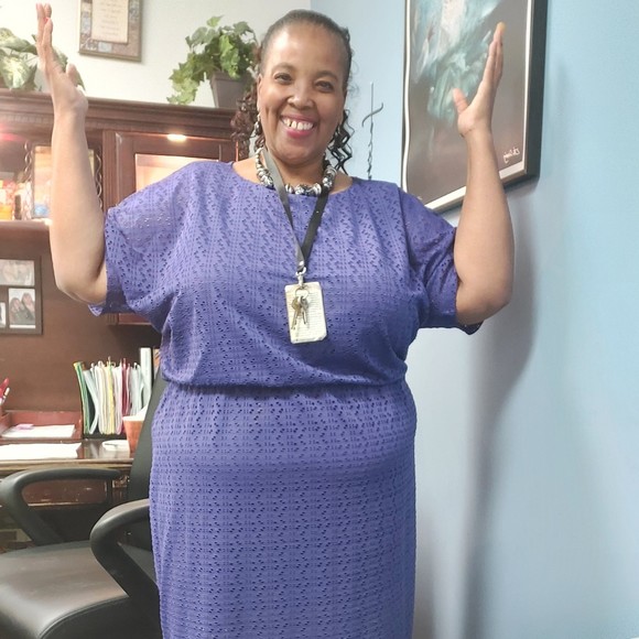 Profile Picture of Lachanda Maxie (@maxiel2000) on Poshmark