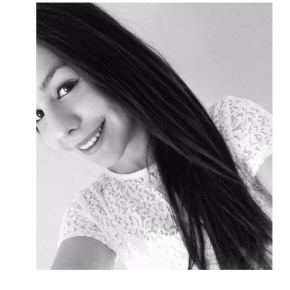 Profile Picture of Abby Kitcher (@mossa15) on Poshmark