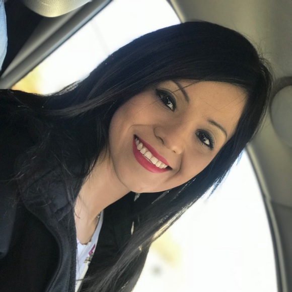 Profile Picture of Maria Shymanski (@mariashymanski) on Poshmark