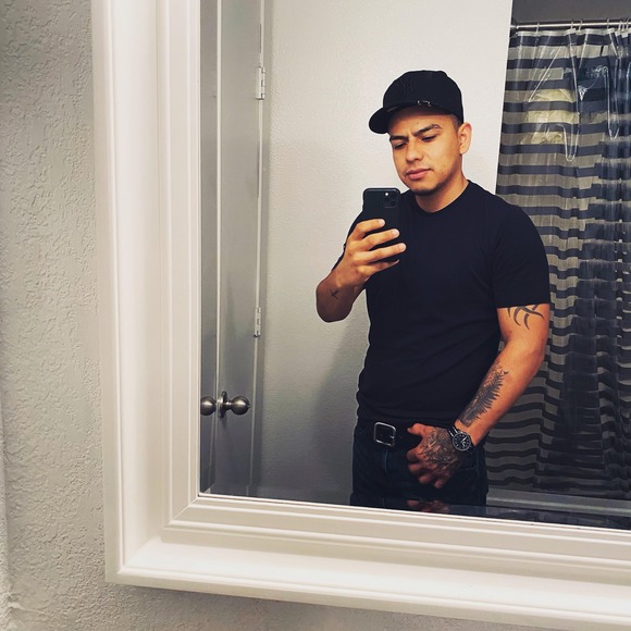 Profile Picture of Juan carlos Málagon anaya (@jmalagonanaya) on Poshmark