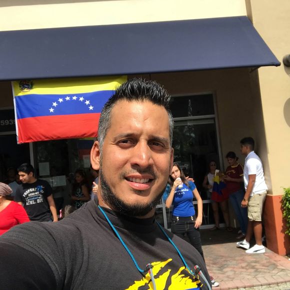 Profile Picture of Gregory Gonzalez (@grejos22) on Poshmark