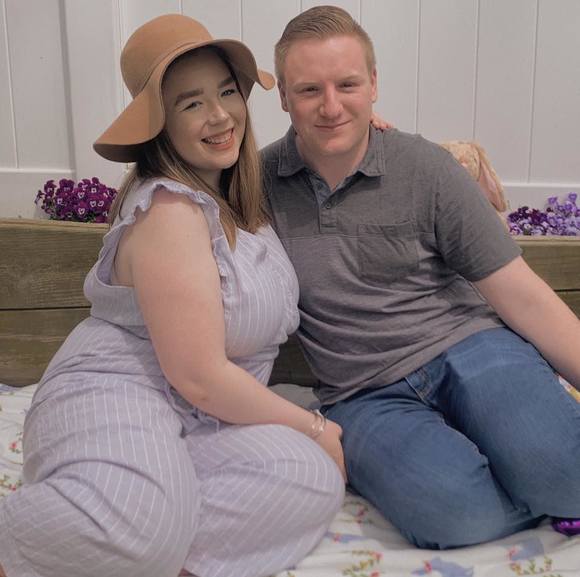 Profile Picture of Anna Pells (@anna_pells) on Poshmark