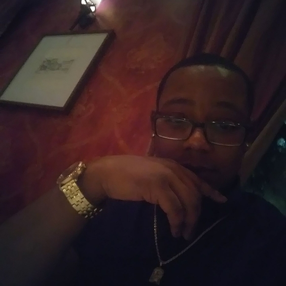 Profile Picture of Roderick Pierre-auguste (@rpierreaug100) on Poshmark