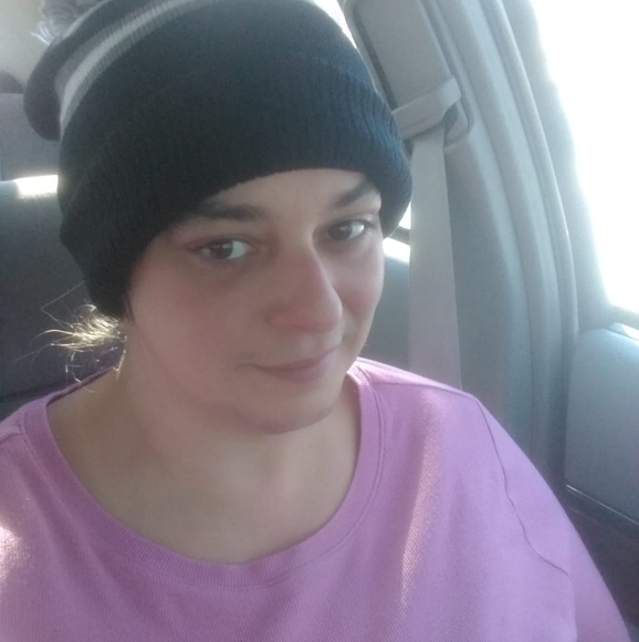 Profile Picture of Dina Renee (@dinadoll79) on Poshmark